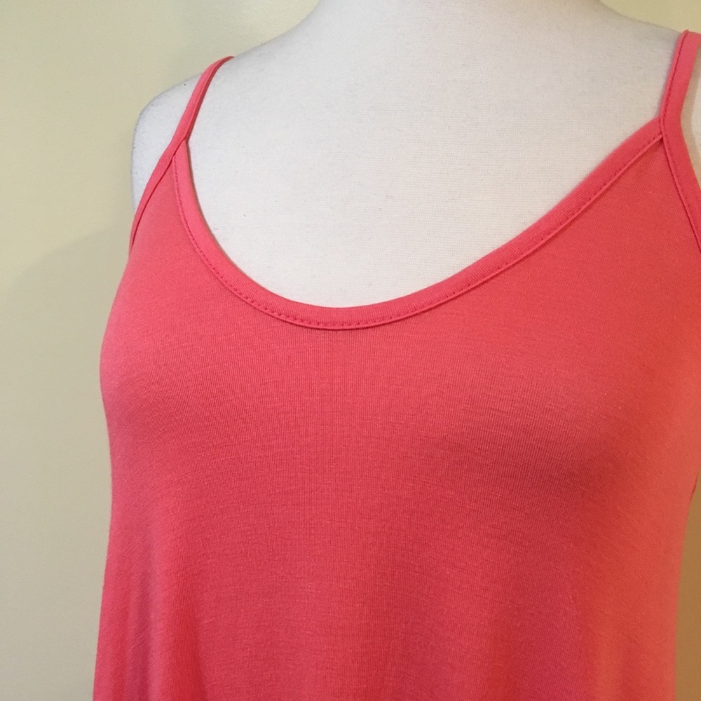 💥 CLEARANCE Low Cut Open Back High Low Cami Tunic Top Coral - Picture 4 of 5